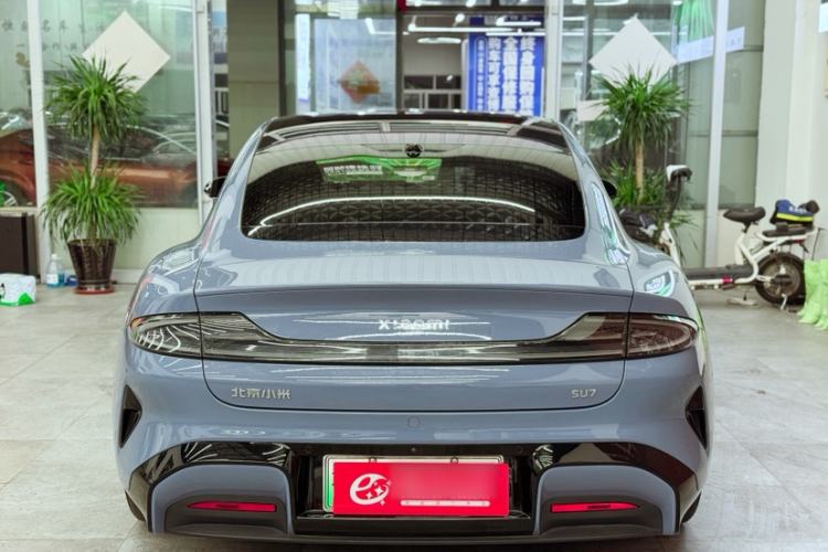 Used Xiaomi Auto SU7 2024 Rear-Drive Standard Founder Edition
