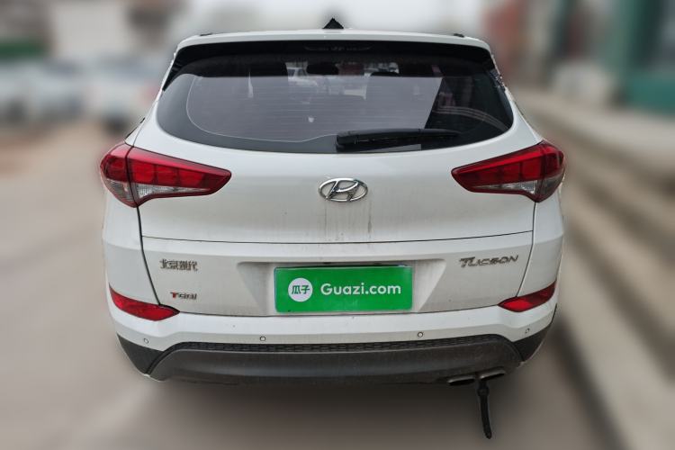 Used Hyundai Tucson 2015 1.6T Dual-Clutch Two-Wheel-Drive Smart Model Rear