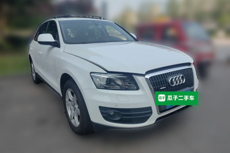 Used Audi Q5 2012 2.0TFSI Technology Model Front Right 45 Deg