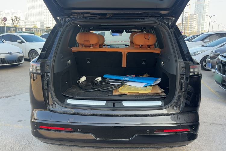 Used Dongfeng eπ eπ008 2025 210 Ultra Range-Extended Version 5 Seats
