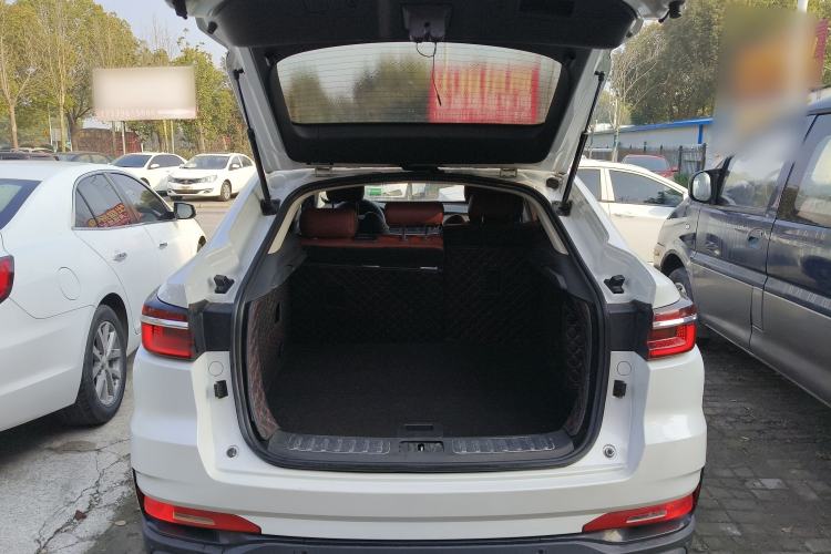 Used Changan CS85 COUPE 2023 1.5T DCT Luxury Version
