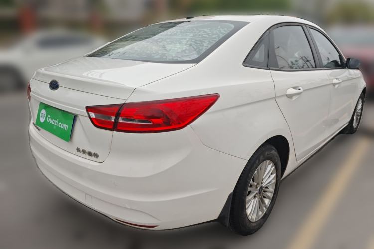 Used Ford Escort 2015 1.5L Automatic Comfort Edition
