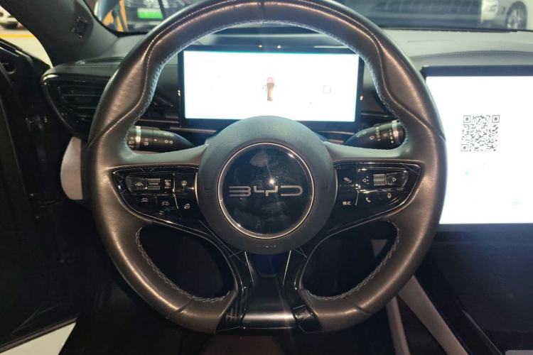 Used BYD Seal 2022 700 km Long-Range Rear-Wheel-Drive Version