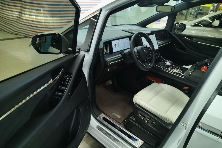 Used GAC Trumpchi M8 2023 Zongshi Series 400T Flagship Edition
