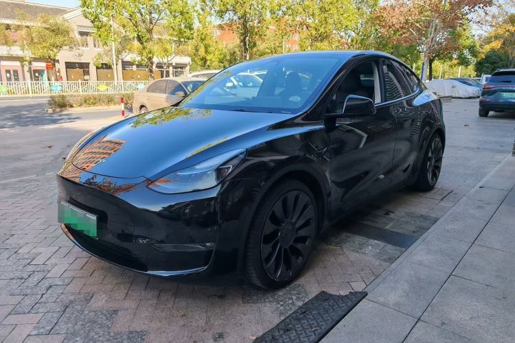 Used Tesla Model Y 2023 High-Performance All-Wheel-Drive Version