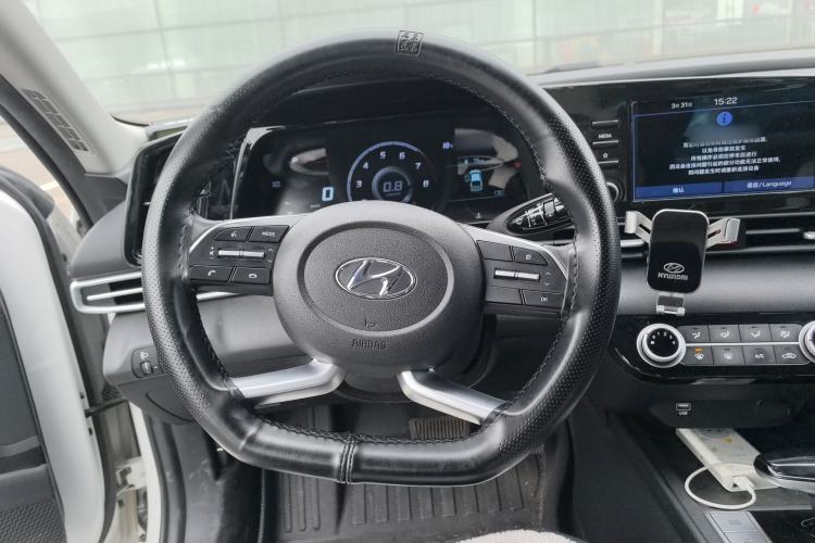 Used Hyundai Elantra 2022 1.5L CVT GLX Elite Edition Steering Wheel