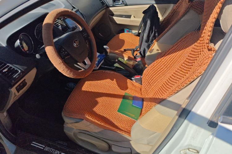 Used Bestune B50 2013 1.6L manual luxury version Left Front Seat