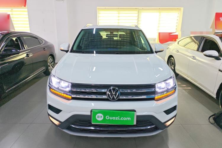 Used Volkswagen Tharu 2022 330TSI Four-Wheel Drive Luxury Edition Front