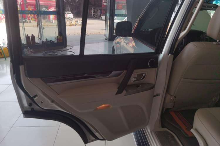 Used Mitsubishi Pajero (Parallel Import) 2018 V97 3.8L 5-Door GLS Sunroof – U.S. Specification
