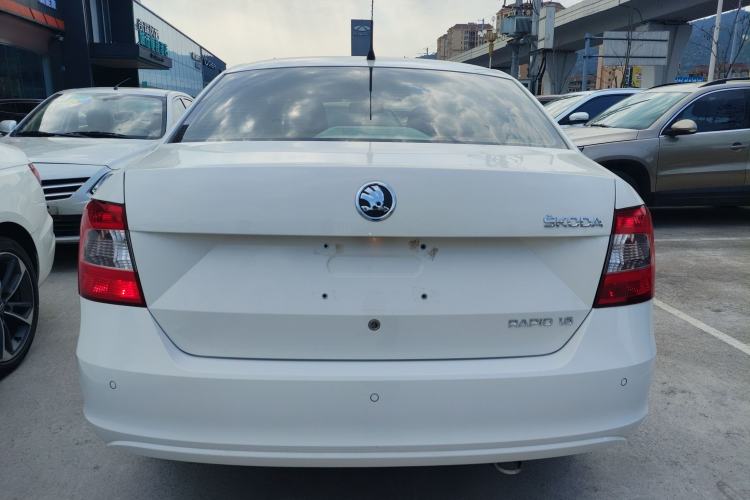 Used Skoda Rapid 2013 1.6L Manual Smart Selection Model