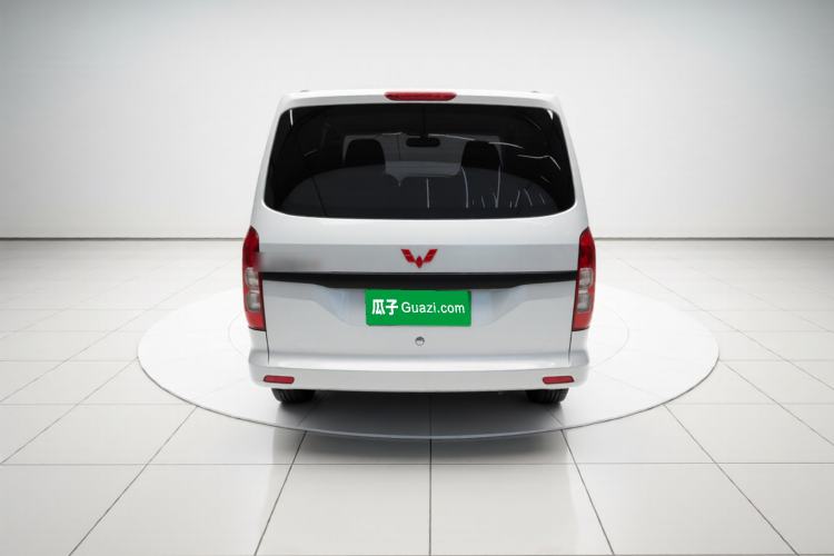 Used Wuling Hongguang V 2022 1.5L Jingqu Version Hydraulic Power Steering LAR