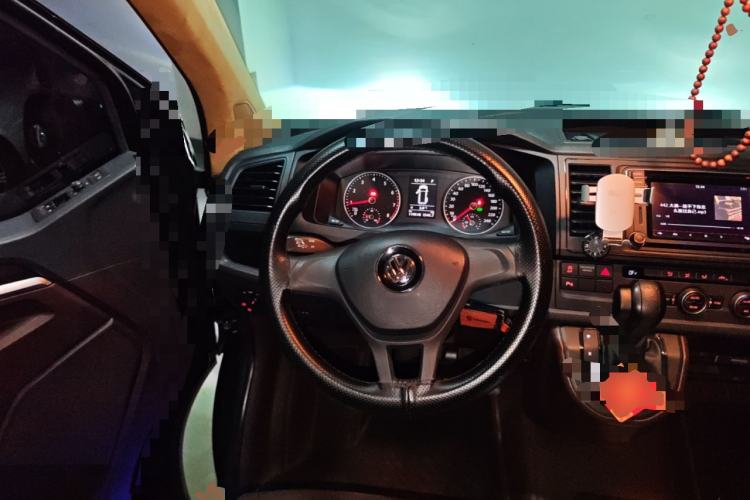 Used Volkswagen Caravelle 2018 2.0 TSI 4x4 Comfort Edition 7 Seats Steering Wheel