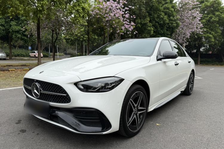 Used Mercedes-Benz C-Class 2024 Facelifted C-Class 260 L Night Edition Sports Version