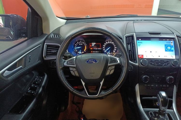 Used Ford Edge 2018 EcoBoost 245 Two-Wheel-Drive Platinum Edition 5 Seats