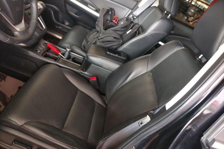 Used Honda CR-V 2015 2.4L four-wheel drive luxury version
