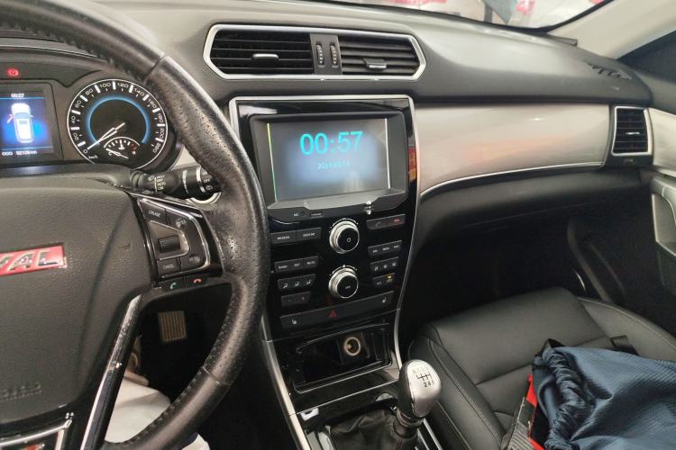 Used Haval H2 2014 1.5T Manual Two-Wheel Drive Elite Edition