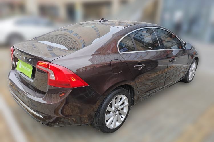 Used Volvo S60 2017 S60L T4 Smart Range Edition

