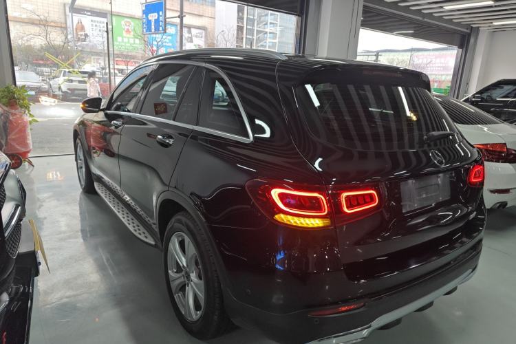 Used Mercedes-Benz GLC 2020 GLC 260 L 4MATIC Dynamic Model
