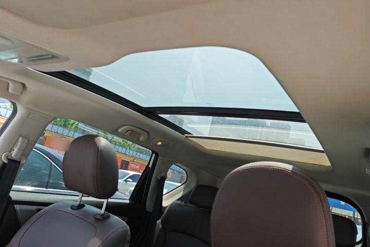 Used FORTHING Joyear X5 2017 Jingxiang Series 1.5T CVT Luxury Model
