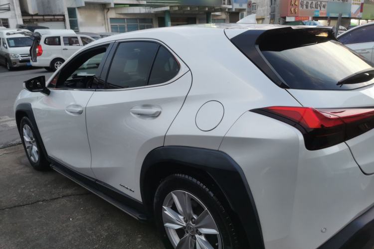 Used Lexus UX 2020 260h Explore & Adventure Edition