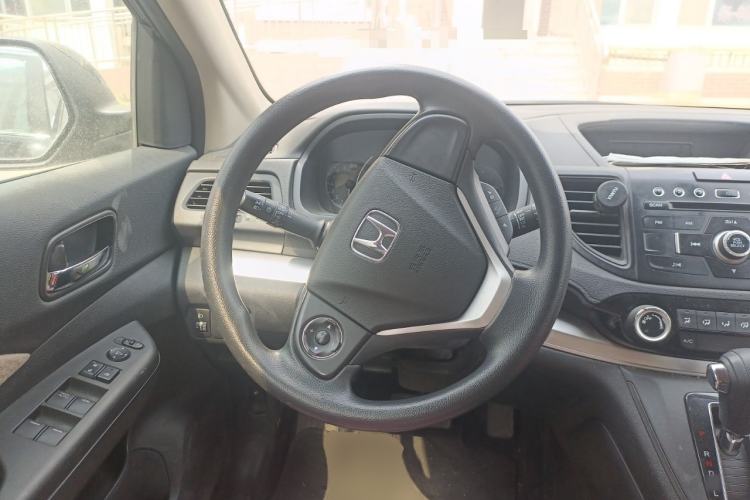 Used Honda CR-V 2016 2.0L Two-Wheel Drive Classic Edition