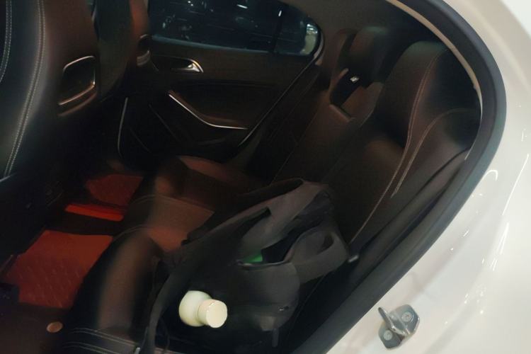 Used Mercedes-Benz GLA 2018 GLA 200 Sport Edition Left Rear Seat