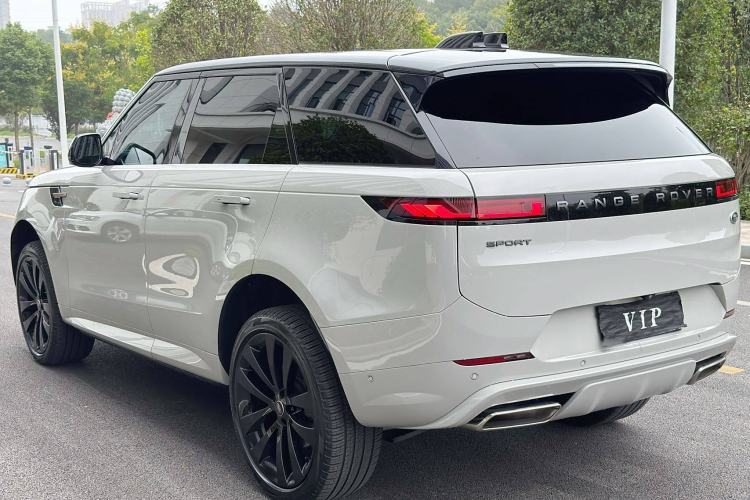 Used Land Rover Range Rover Sport 2023 400PS Dynamic SE
