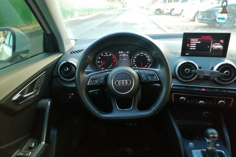 Used Audi Q2L 2022 35 TFSI Fashion Dynamic Model
