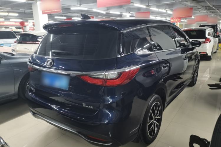 Used BYD Song MAX 2018 1.5T Automatic Smart Connect Elite Model with 6 Seats Rear Right 45 Deg
