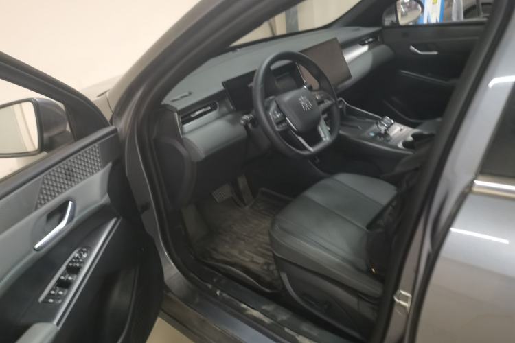 Used BYD Qin PLUS 2025 DM-i Smart Drive 120KM Superior Model