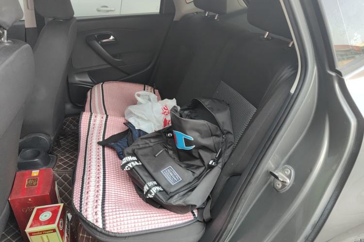 Used Volkswagen Polo 2011 1.4L Manual ZhiShang Edition
