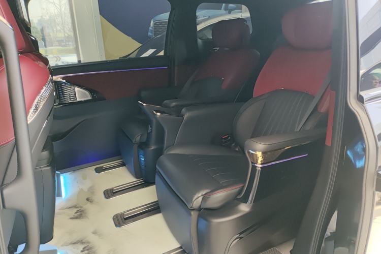 Used GAC Trumpchi M8 2023 Zongshi Series Dual-Motor YuZun Edition
