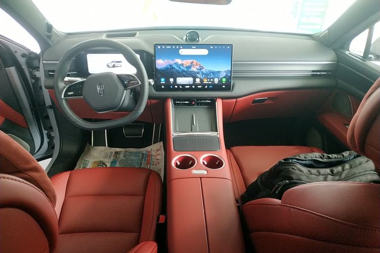 Used Hima AITO M5 2025 Extended-Range Ultra All-Wheel-Drive Version Center Console