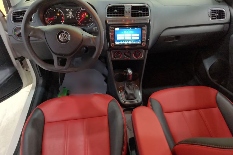 Used Volkswagen Polo 2014 1.6L Automatic Comfort Edition
