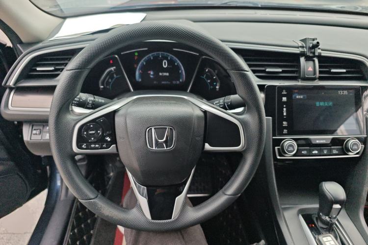 Used Honda Civic 2021 HATCHBACK 220TURBO CVT New Trendsetter
