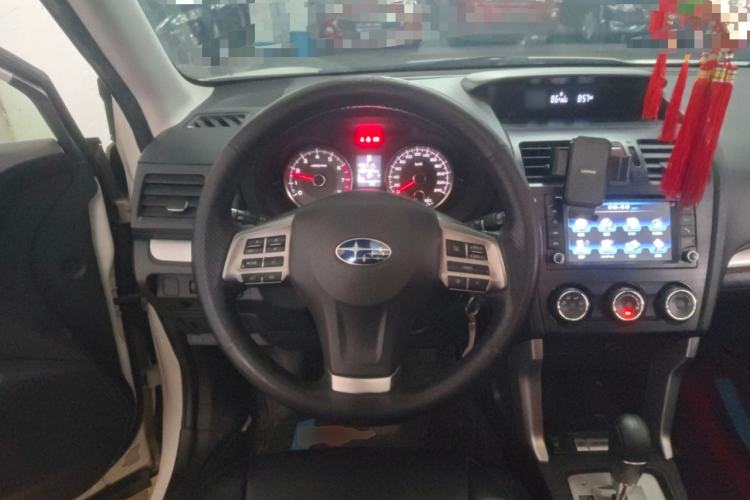 Used Subaru Forester 2013 2.5i Automatic Elite Edition Steering Wheel