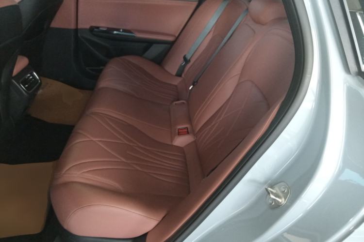 Used Geely Galaxy L6 2025 EM-i 140km Explorer+ Edition