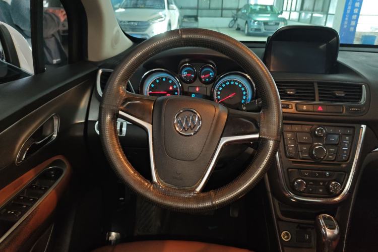 Used Buick Encore 2013 1.4T Automatic Two-Wheel Drive Elite Model Steering Wheel