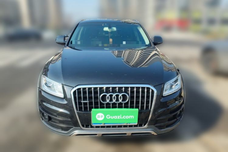 Used Audi Q5 2018 Collector's Edition 40 TFSI Technology Model