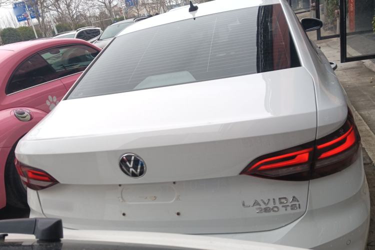 Used Volkswagen Lavida 2023 280TSI DSG Full-Comfort Edition
