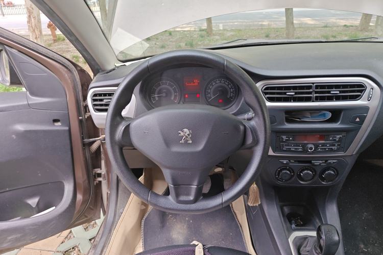 Used Peugeot 301 2014 1.6L Manual Comfort Edition Steering Wheel