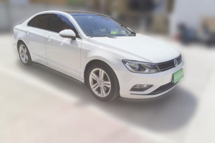 Used Volkswagen Lamando 2018 280TSI DSG Comfort Edition Front Right 45 Deg