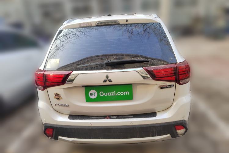 Used Mitsubishi Outlander 2016 2.4L 4x4 Elite Edition 5 Seats
