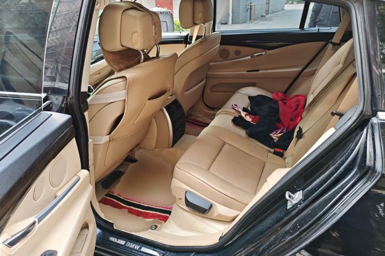 Used BMW 5 Series GT 2011 535i Elegant Edition Left Rear Seat