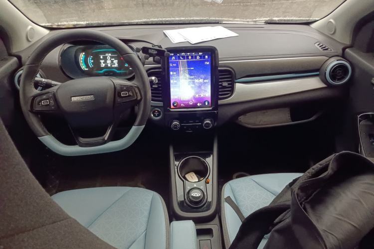 Used Chery QQ Little Ant 2022 Sweet Pink Edition Half-Sugar Version Lithium Iron Phosphate 30 kW 301 km Center Console