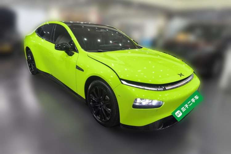 Used XPeng P7 2021 562E Pengyi Performance Edition Front Right 45 Deg