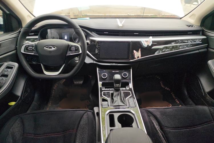 Used Chery Arrizo 5 2024 Edition People's Benefit Version 1.5L CVT Fashion Model Center Console