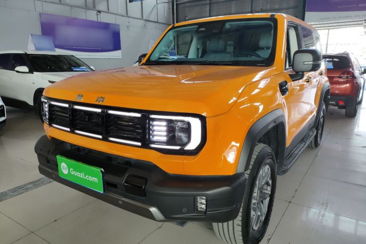 Used BAIC Off-Road BJ40 2024 2.0T All-New Urban Hunter Edition Chivalrous Style