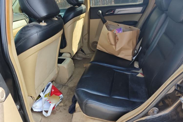 Used Honda CR-V 2010 2.0L manual two-wheel drive urban version