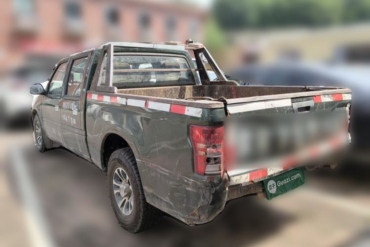 Used Isuzu Pickup 2015 2.8T Four-Wheel Drive 4JB1CT Rear Left 45 Deg